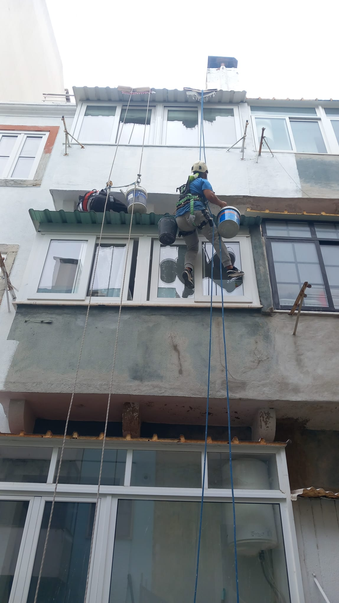 Trabalhos em altura em edifício residencial