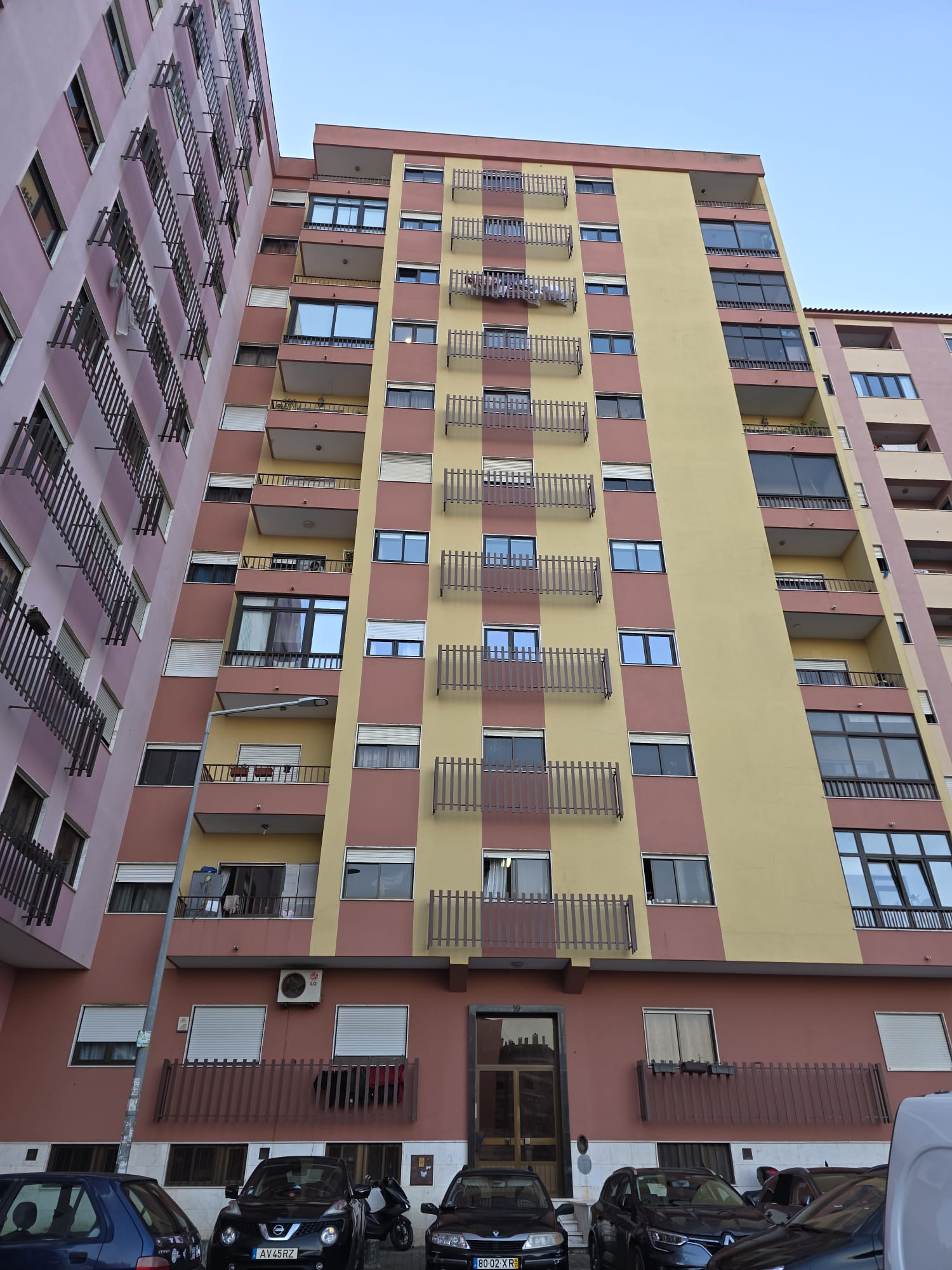 Manutenção de fachada em condomínio — Lisboa e arredores